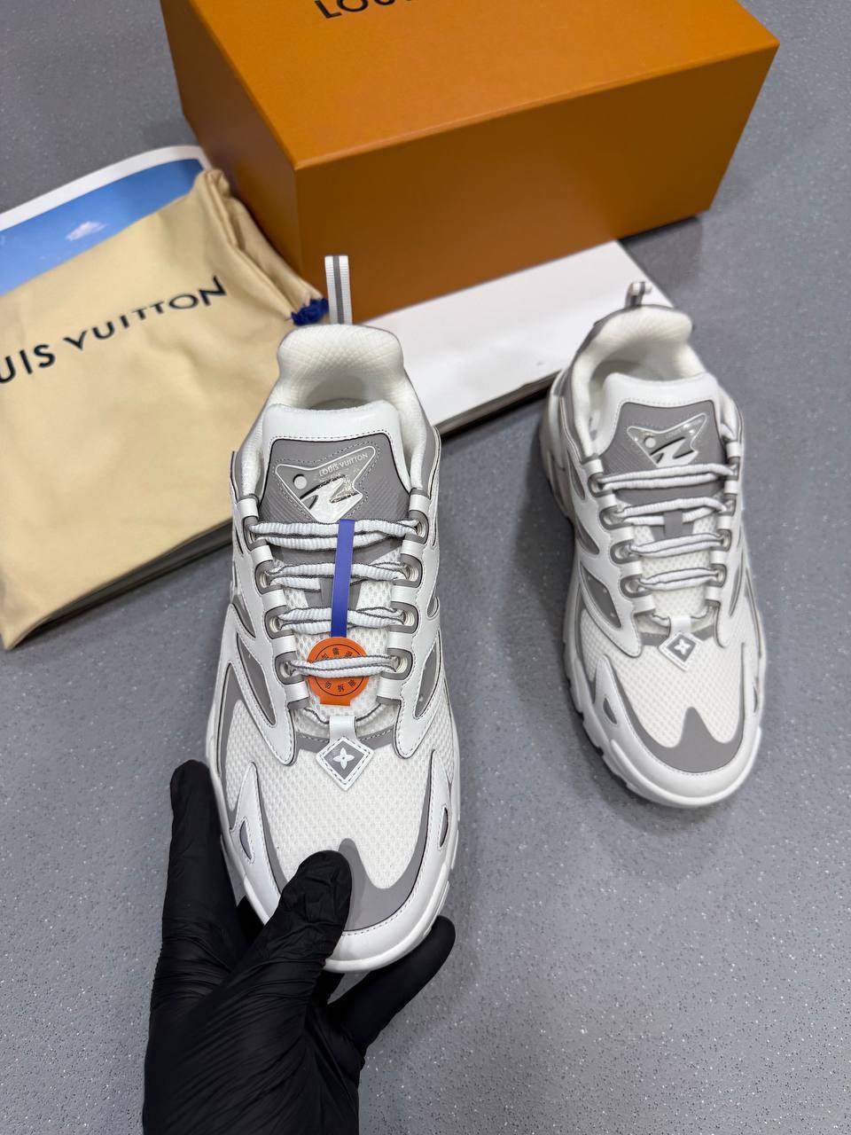 Louis Vuitton Runner Tactic Trainer Sneakers in White Mens UK Reps AAA Quality