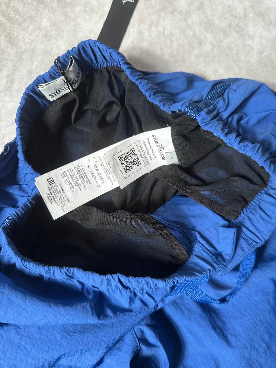 Stone Island Black Crinkled Swim Shorts in 2 Colors Mens Best Sale UK Reps AAA Quality