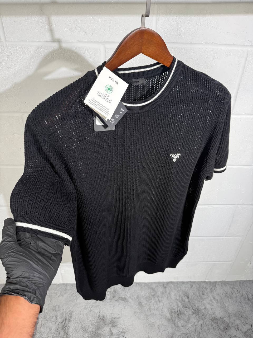 Prada Silk And Cotton Crew-Neck Knitted T-Shirts Mens in Multiple Colors UK Reps AAA Quality