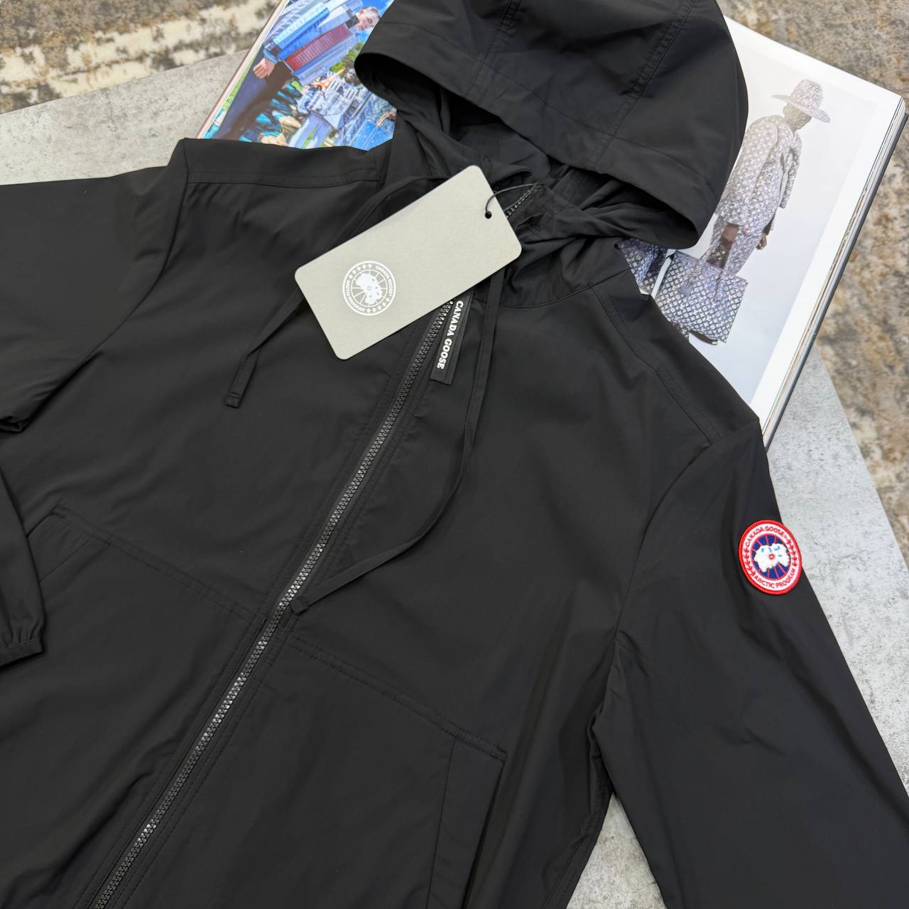 Canada Goose Men Luxury Tracksuit Combo Set Men Collection UK Reps AAA Quality