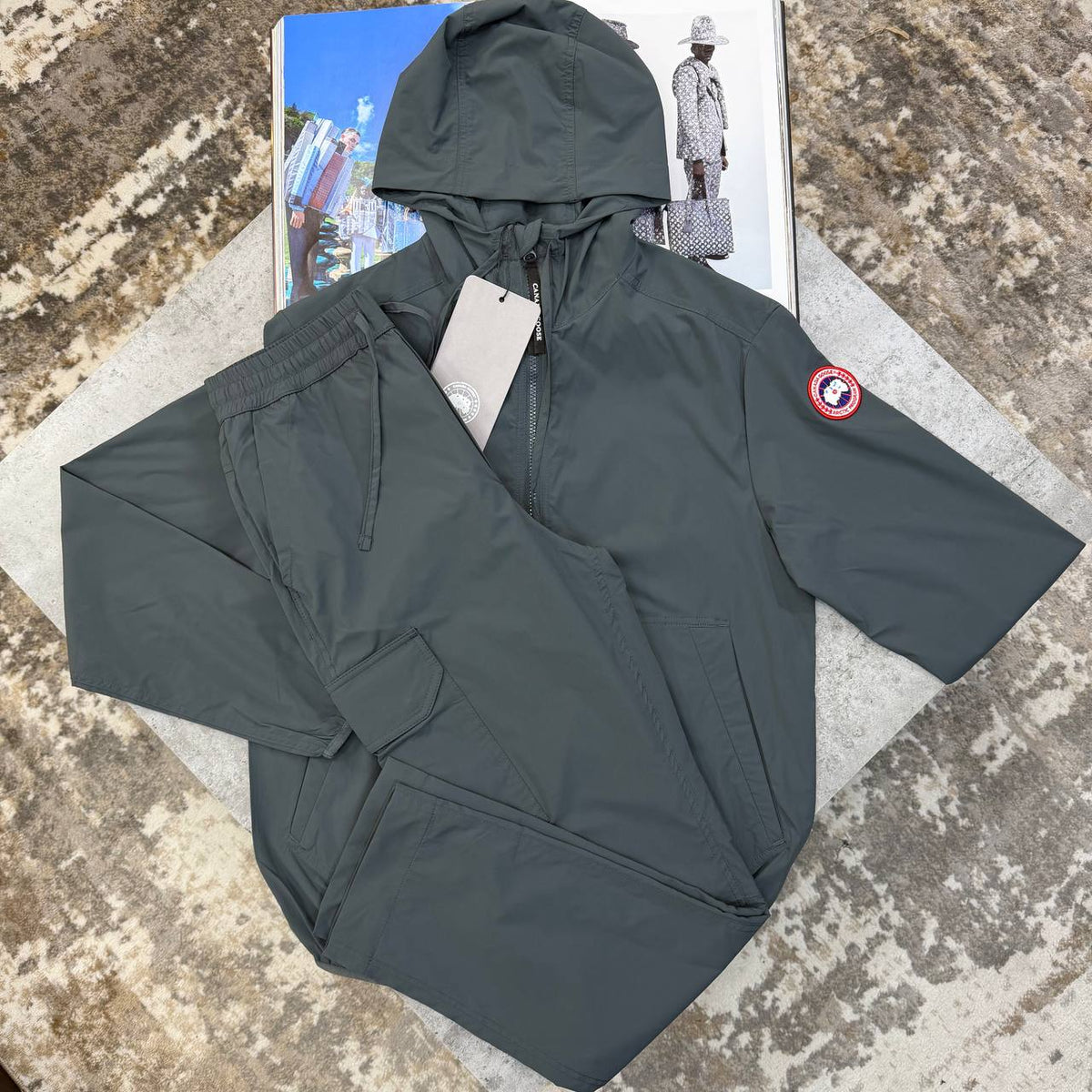 Canada Goose Men Luxury Tracksuit Combo Set Men Collection UK Reps AAA Quality