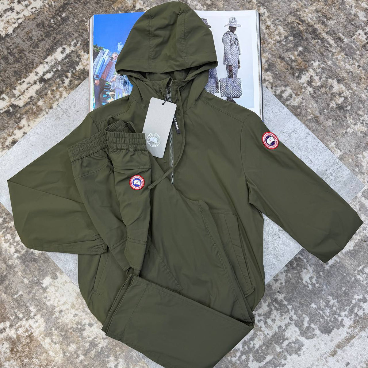 Canada Goose Men Luxury Tracksuit Combo Set Men Collection UK Reps AAA Quality