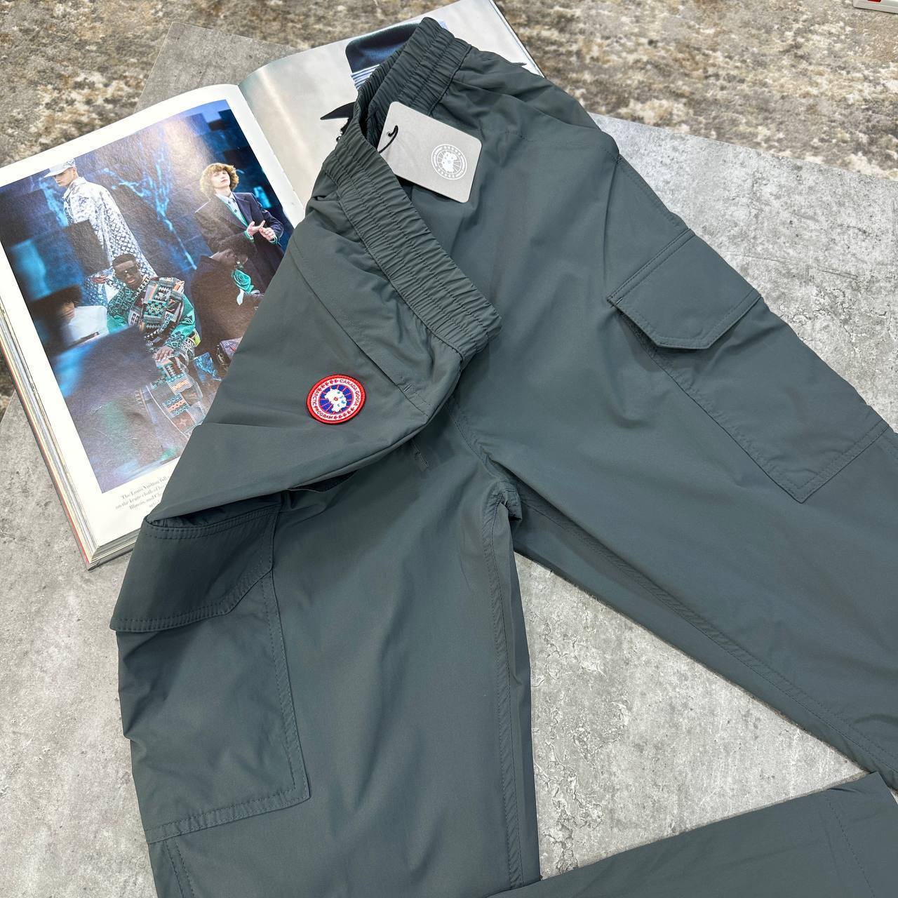 Canada Goose Men Luxury Men Collection Navy Blue Cargo Pants UK Reps AAA Quality