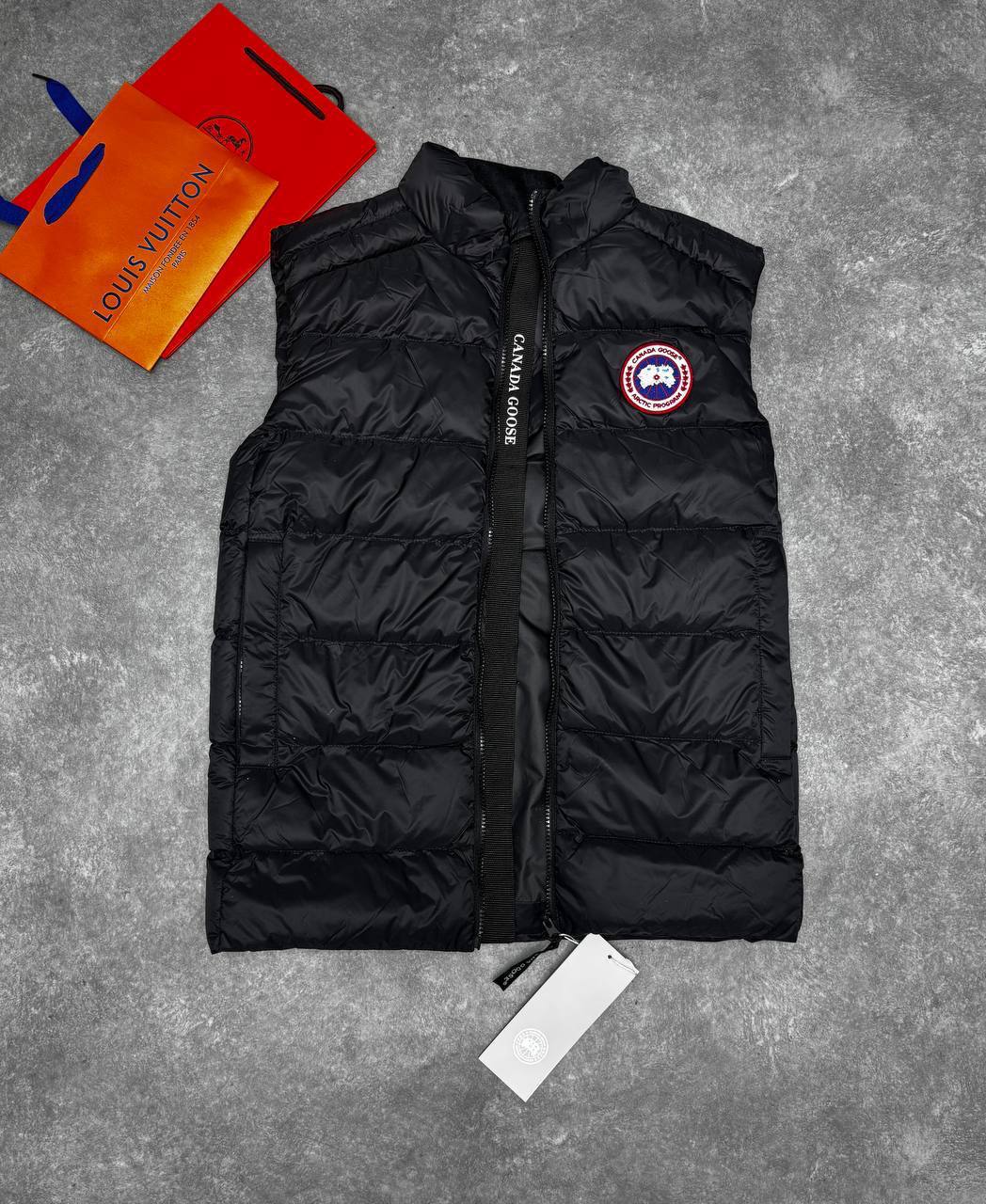 Canada Goose Puffer Crofton Vest Mens Gilets in Multiple Colors Best Sale UK Reps AAA Quality