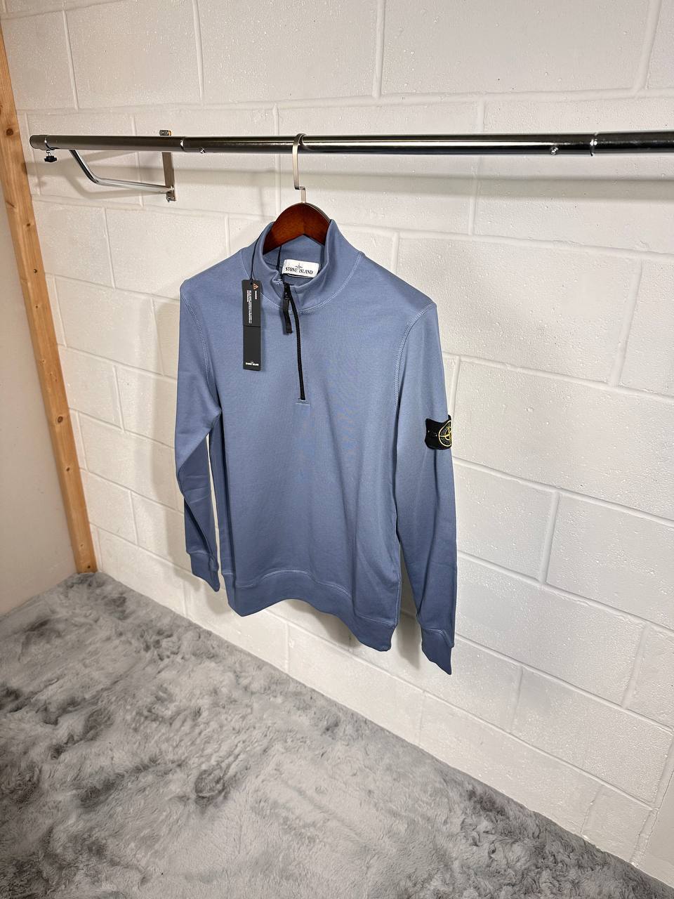 Stone Island Badge Half-Zip Cotton Sweatshirts Mens in Multiple Colors Best Sale UK Reps AAA Quality