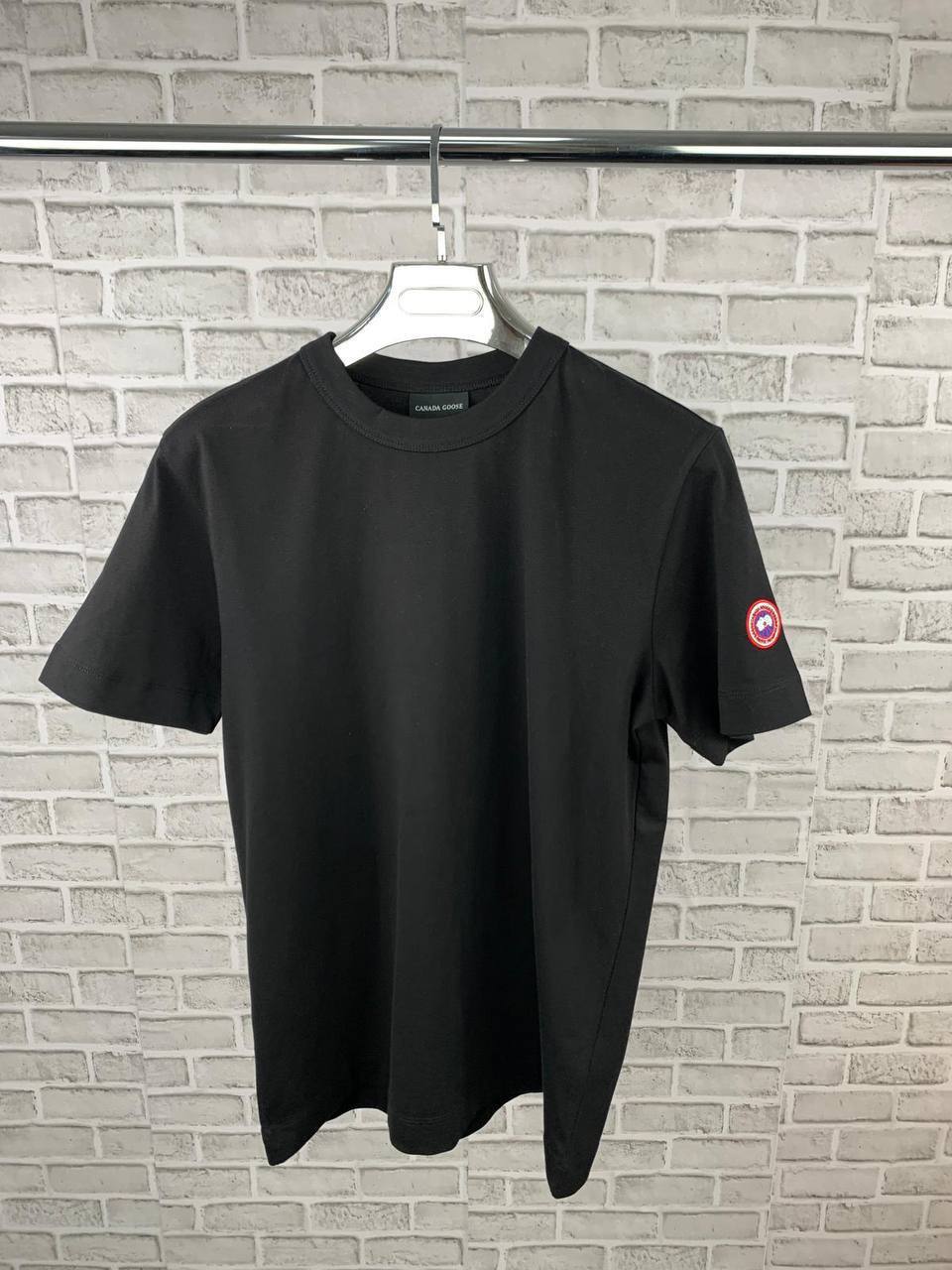 Canada Goose Short Sleeve Logo Patch T-Shirts Mens in Multiple Colors UK Reps AAA Quality