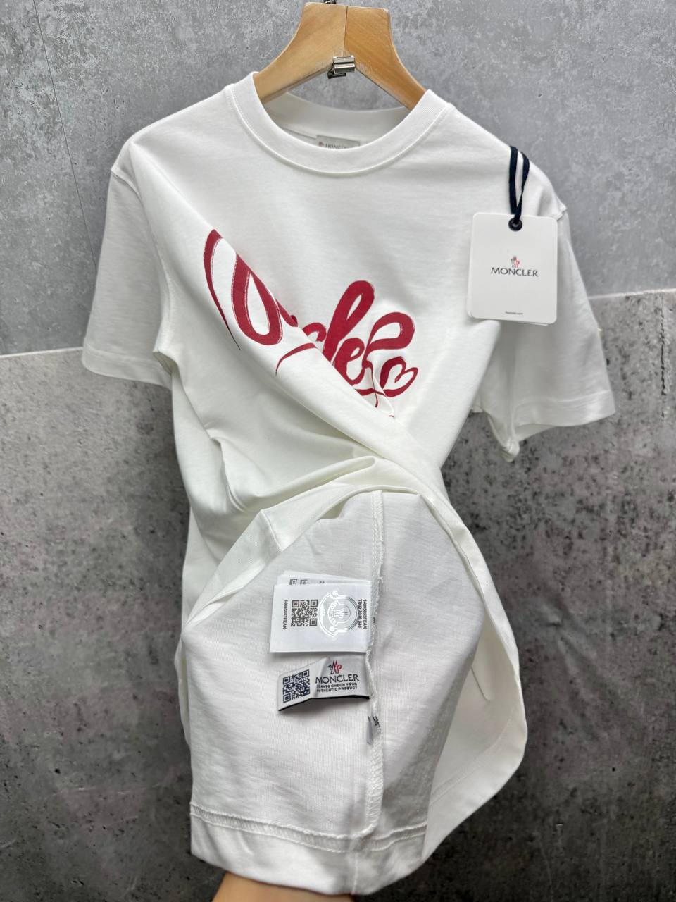 Moncler Calligraphy Logo Cotton T-Shirt Mens in 2 Colors Best Sale UK Reps AAA Quality