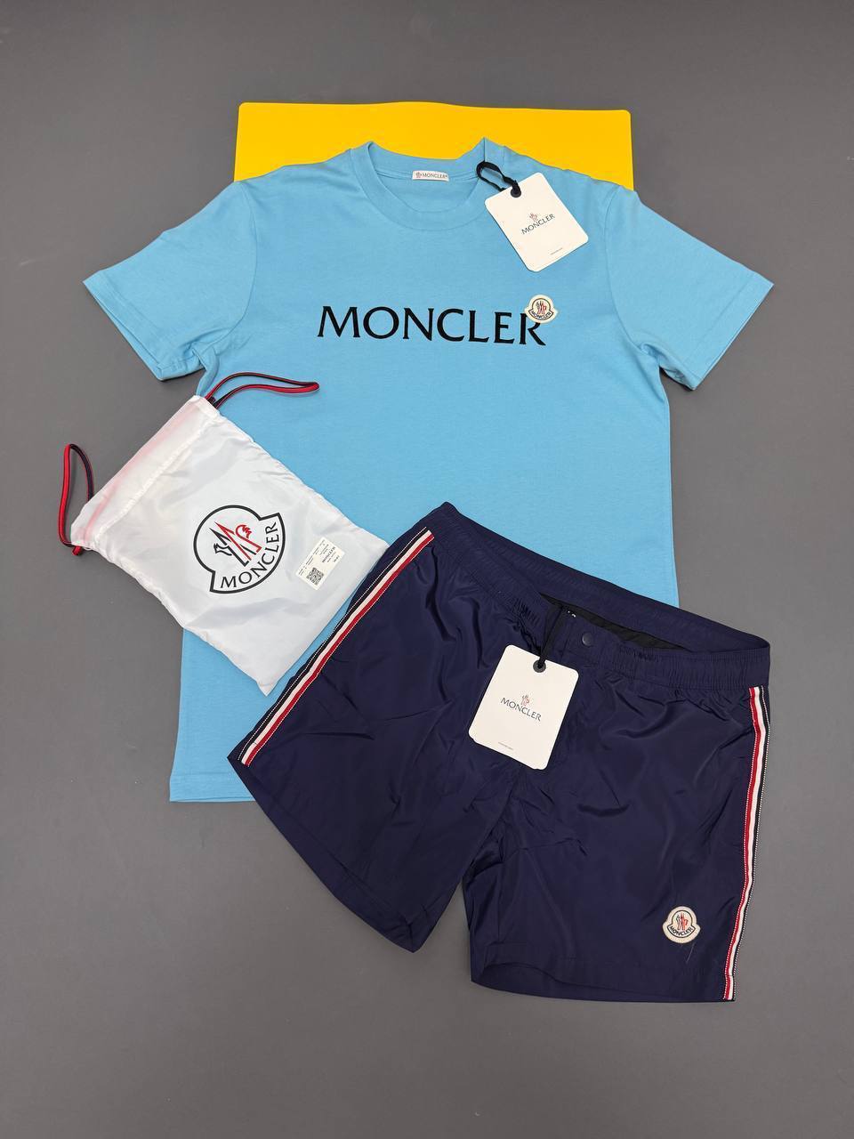 Moncler Logo Printed Round Neck T-Shirts & Shorts Set in Multiple Colors UK Reps AAA Quality