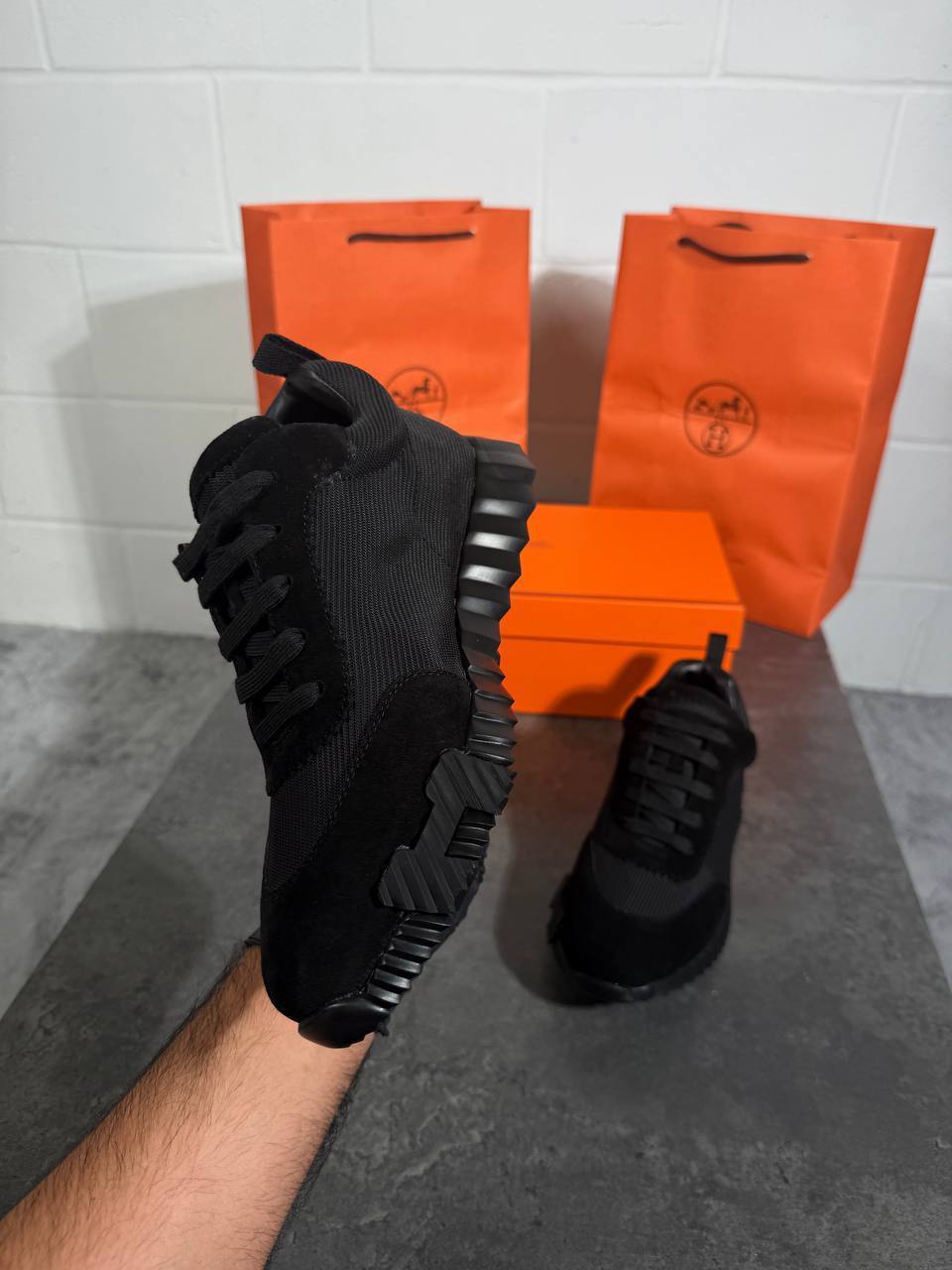 Hermes Full Black Bouncing Sports Sneakers Men's Best Sale UK Reps AAA Quality