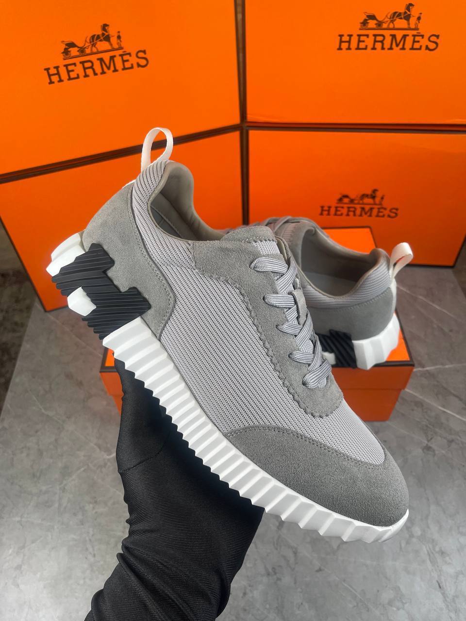 Hermes Grey Bouncing Sports Sneakers Men's Best Sale UK Reps AAA Quality