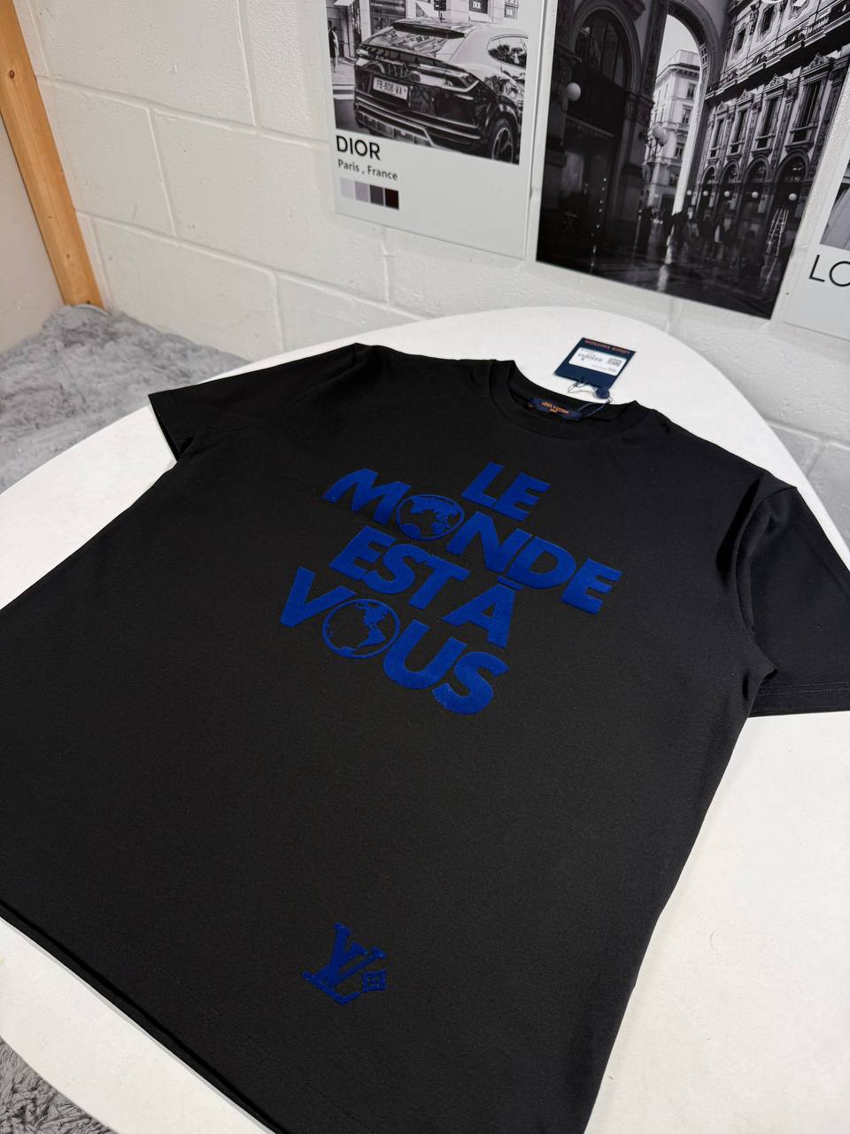 Louis Vuitton Graphic Cotton T-Shirts in 2 Colors UK Reps AAA Quality