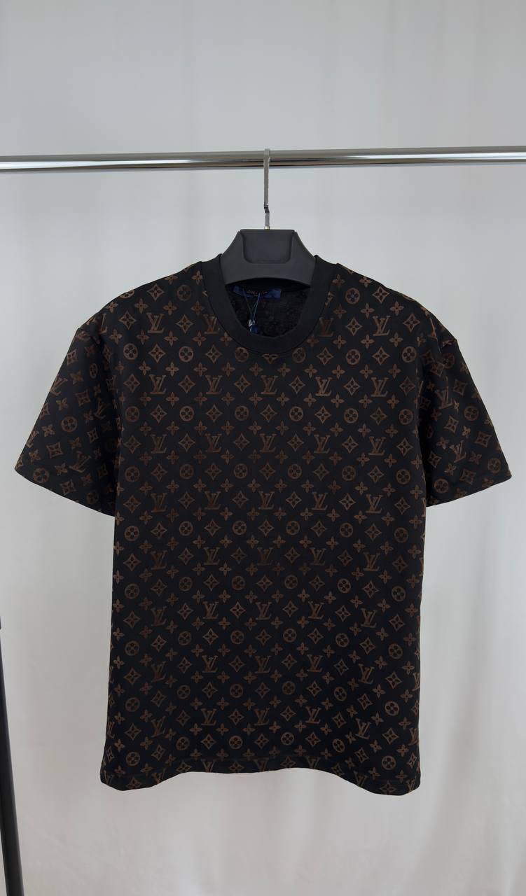 Louis Vuitton Monogram Print T-Shirt Mens in 2 Colors Best Sale UK Reps AAA Quality