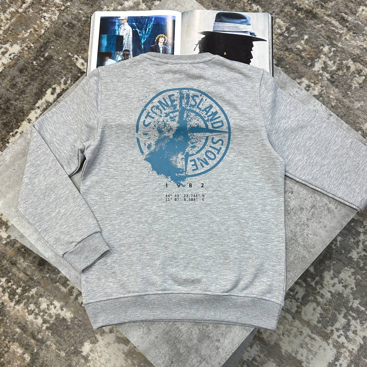 Stone Island Graphic Logo Jumpers Mens in Grey UK Reps Superclone Quality