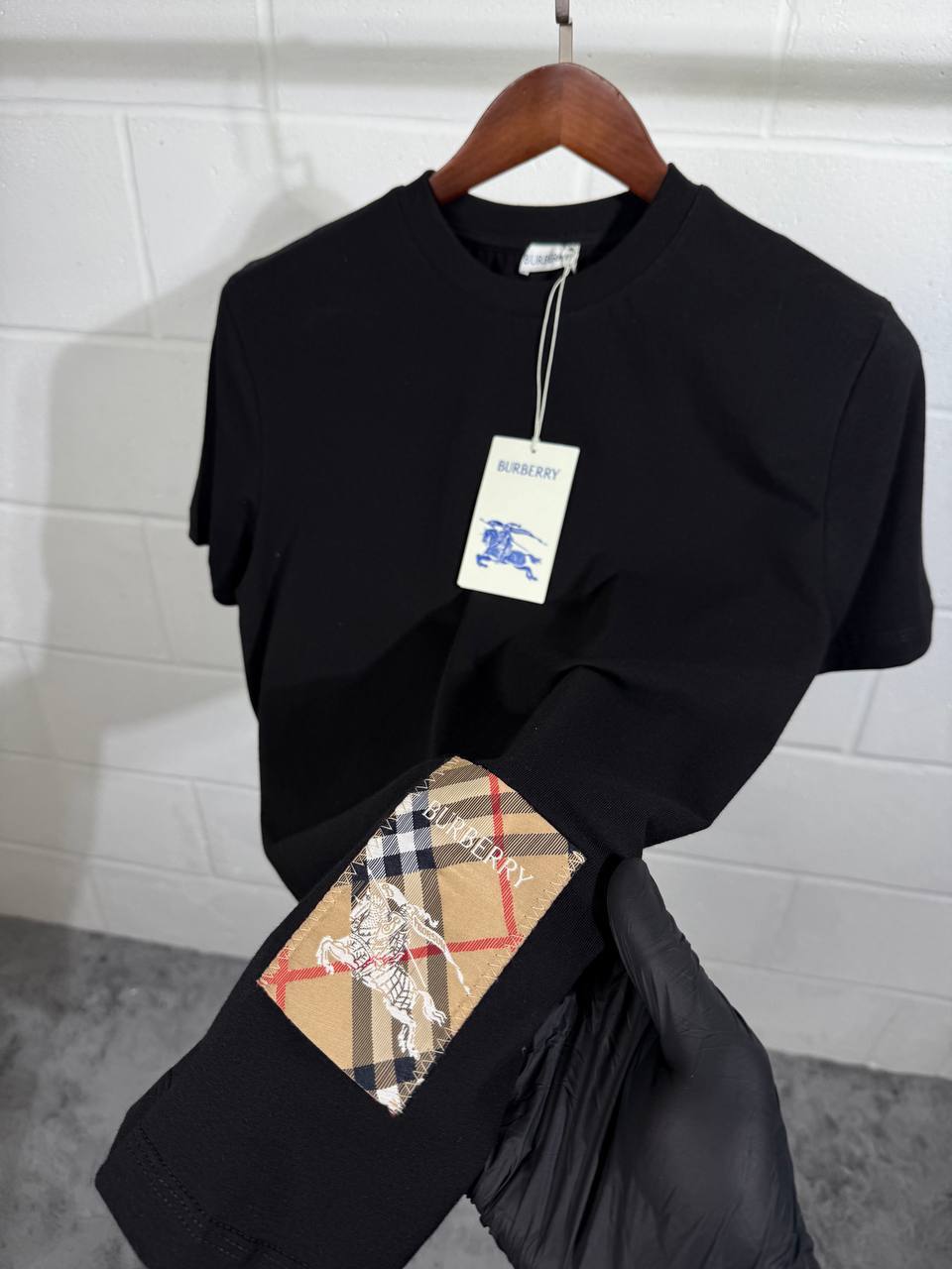 Burberry Check Label Cotton T-shirt in 2 Colors Mens Best Sale UK Reps AAA Quality