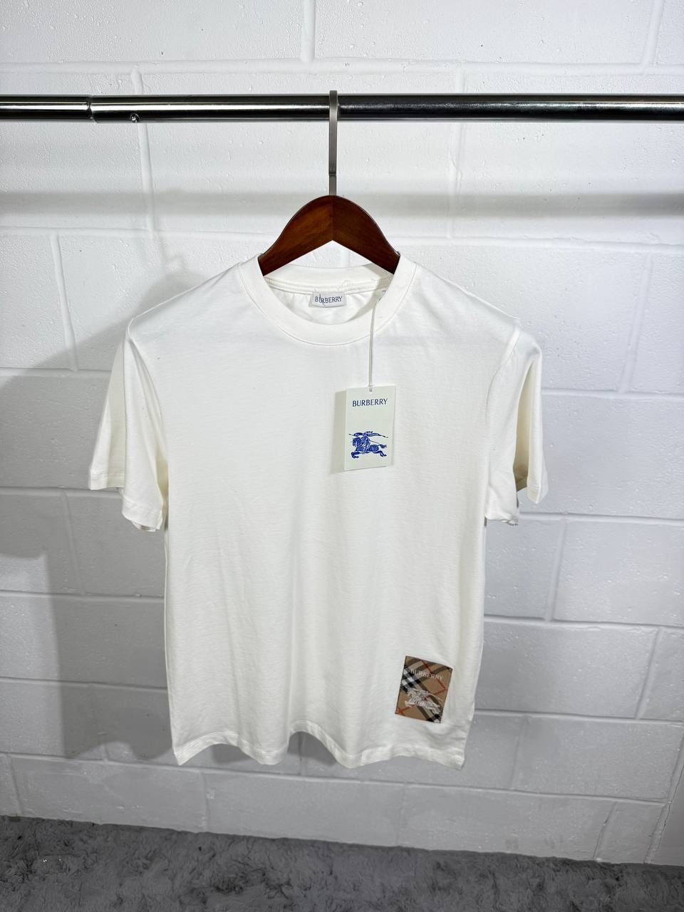 Burberry Check Label Cotton T-shirt in 2 Colors Mens Best Sale UK Reps AAA Quality