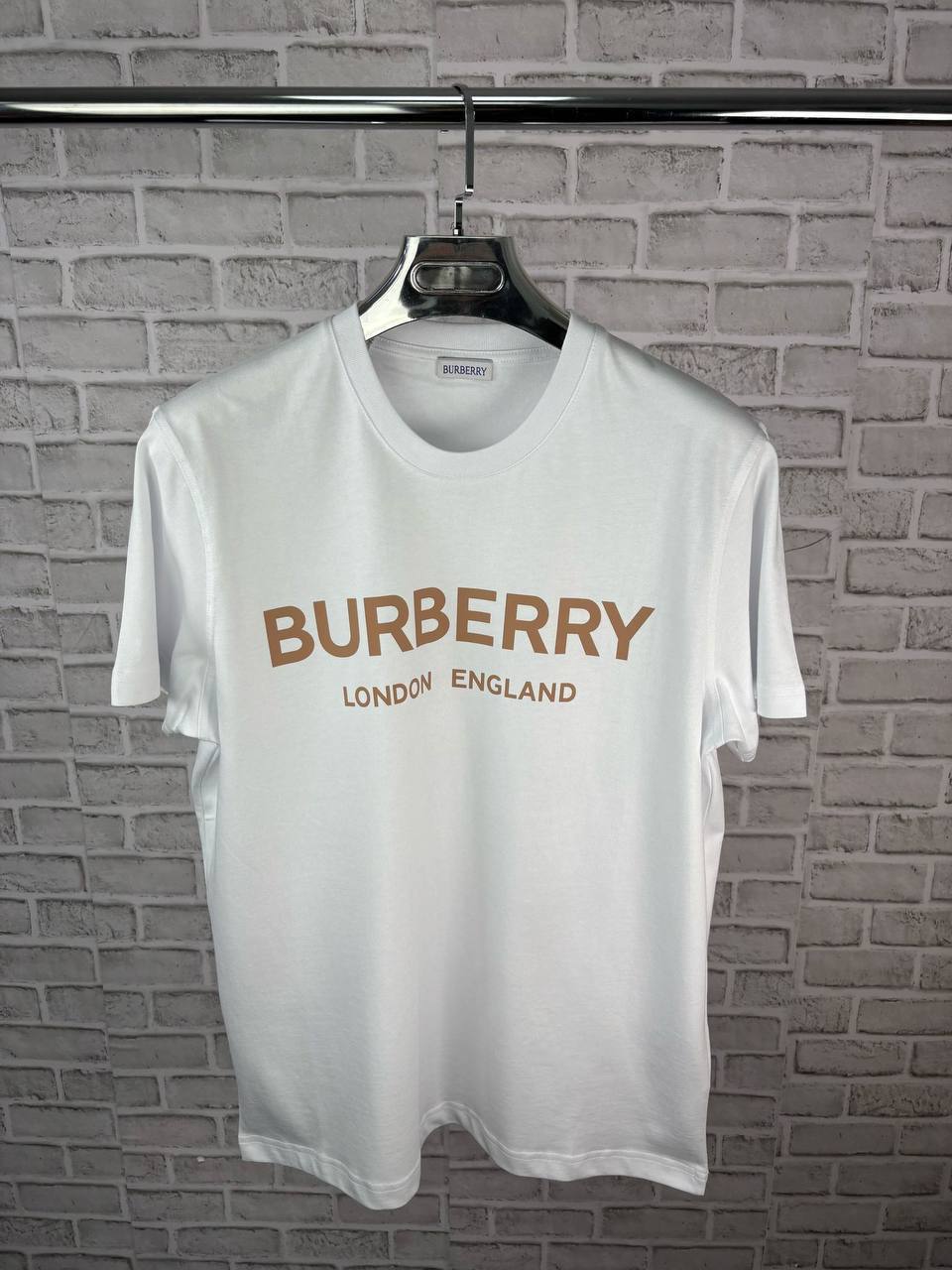 Burberry Shotover Logo Print T Shirt Mens in Multiple Colors UK Reps AAA Quality