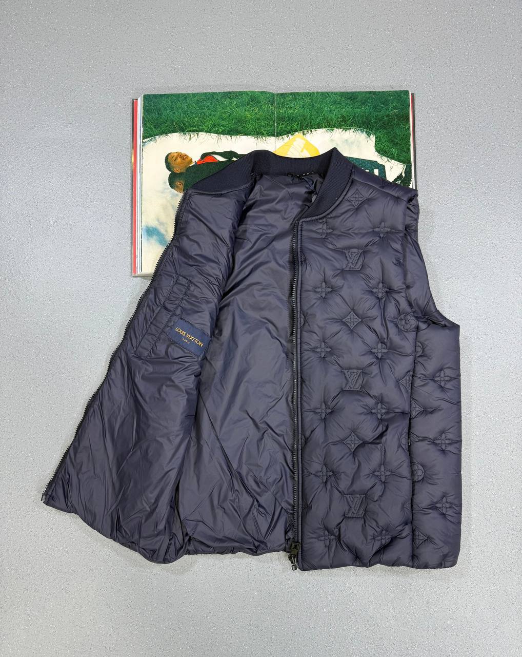 Louis Vuitton Padded Down Vest Gillets Mens in 2 Colors UK Reps AAA Quality