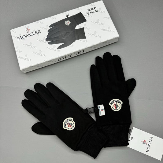 Moncler Wool Gloves Logo Patch for Men in Black Best Sale UK Reps AAA Quality