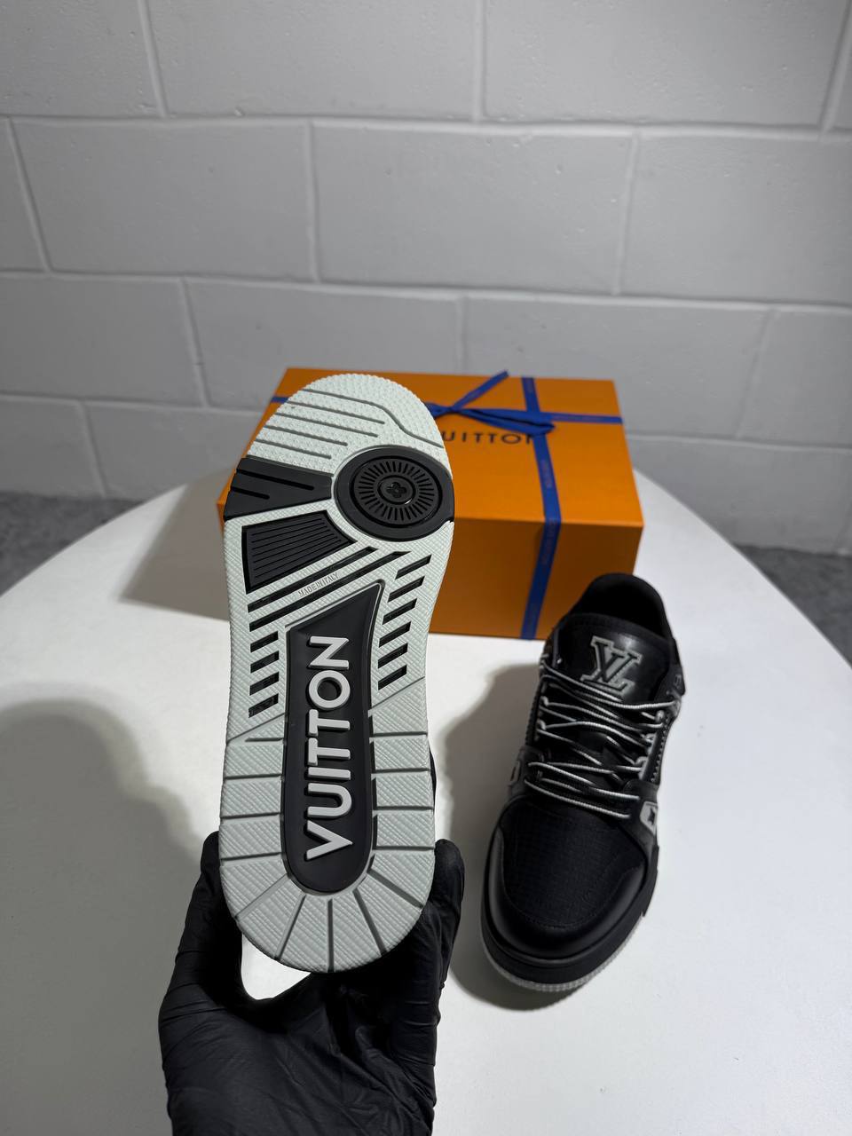 Louis Vuitton LV Trainers Black/Grey Men's Best Sale UK Reps AAA Quality