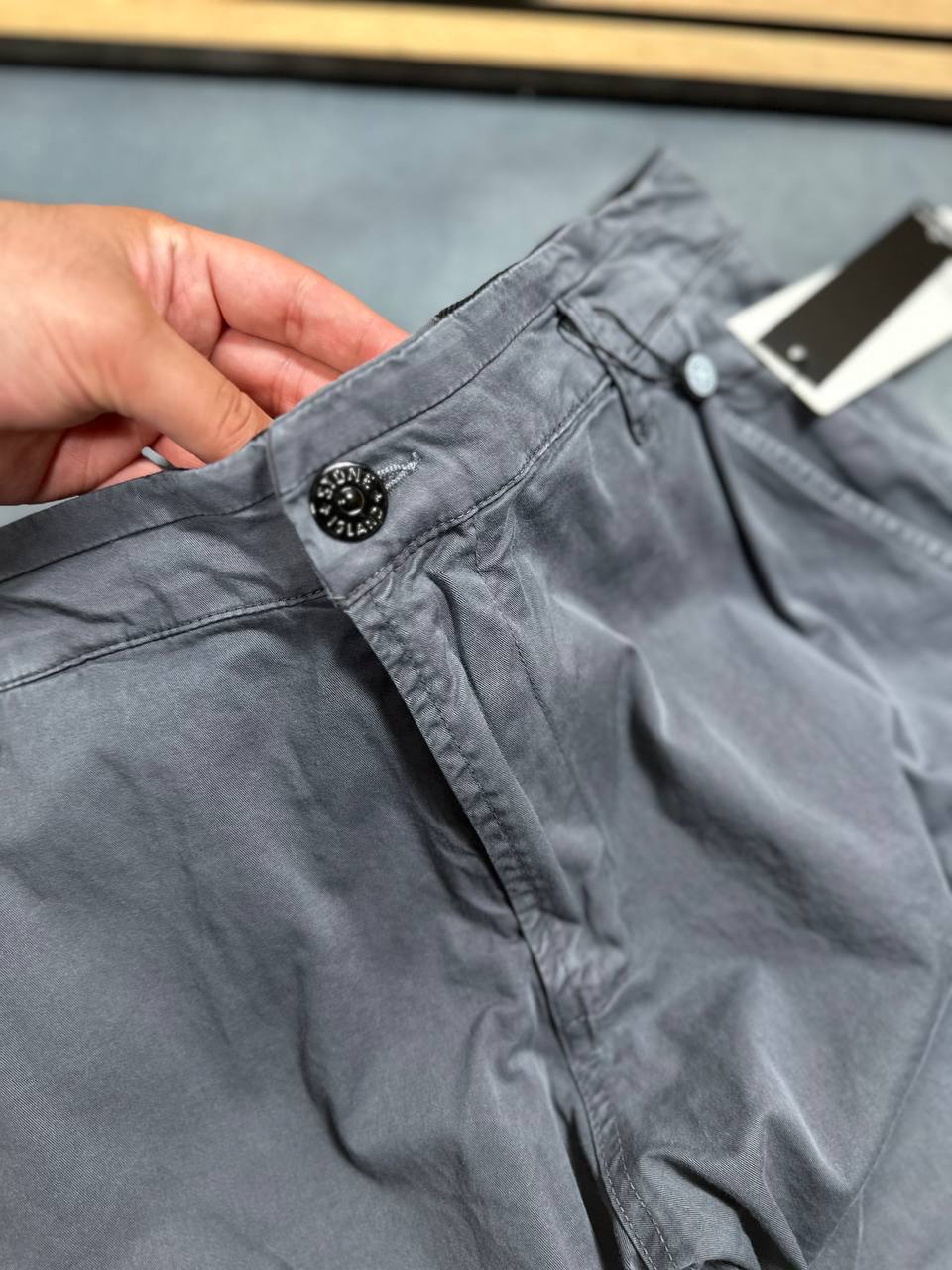 Stone Island 'OLD' Effect Broken Cotton Twill Cargo Pants in Multiple Colors UK Reps AAA Quality