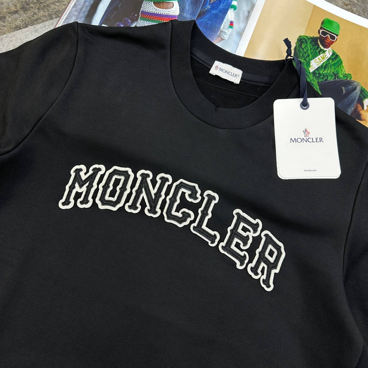 Moncler Drawing Logo Cotton Jumpers Men Black UK Reps Superclone Quality