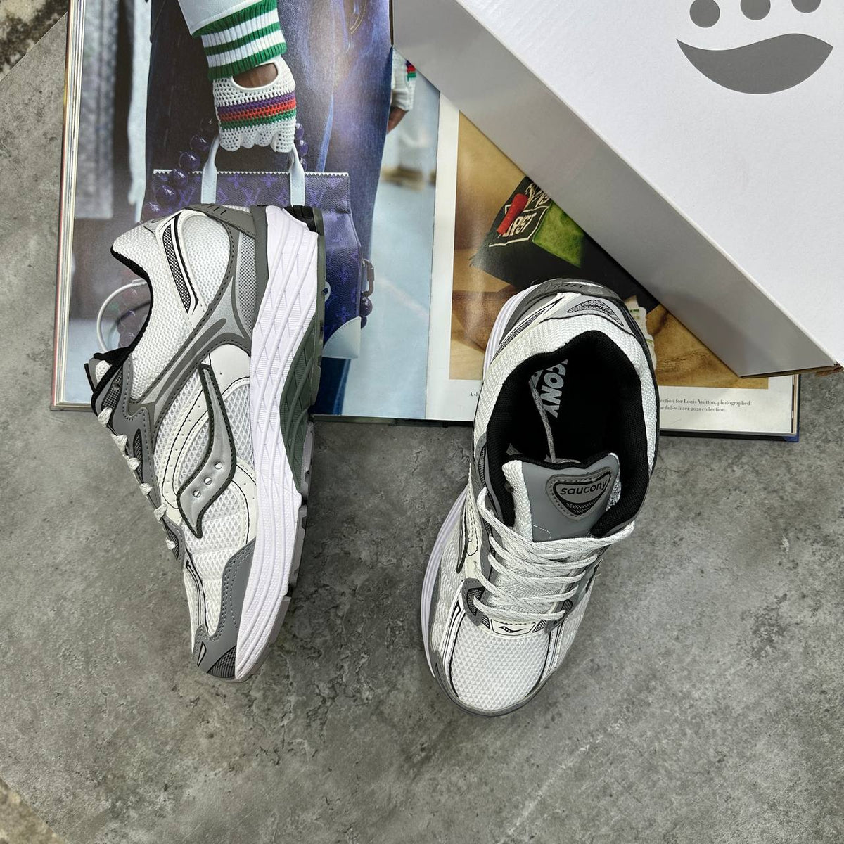 Saucony ProGrid Omni 9 "White/Grey" Mens Trainers UK Reps Superclone Quality