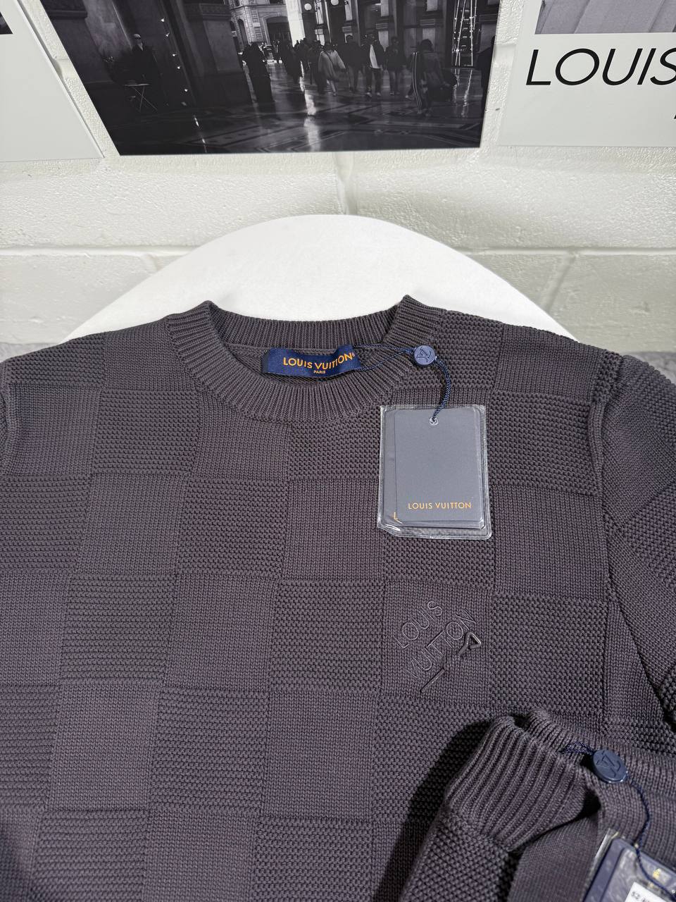 Louis Vuitton Wool Graphic Knitwear Crew Neck Full Sleeves Tracksuits in 2 Colors UK Reps AAA Quality