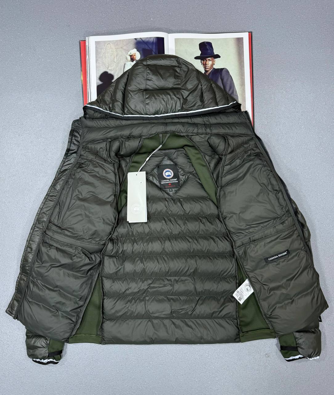 Canada Goose Men Hooded Puffer Logo Patch Jackets in 2 Colors UK Reps AAA Quality