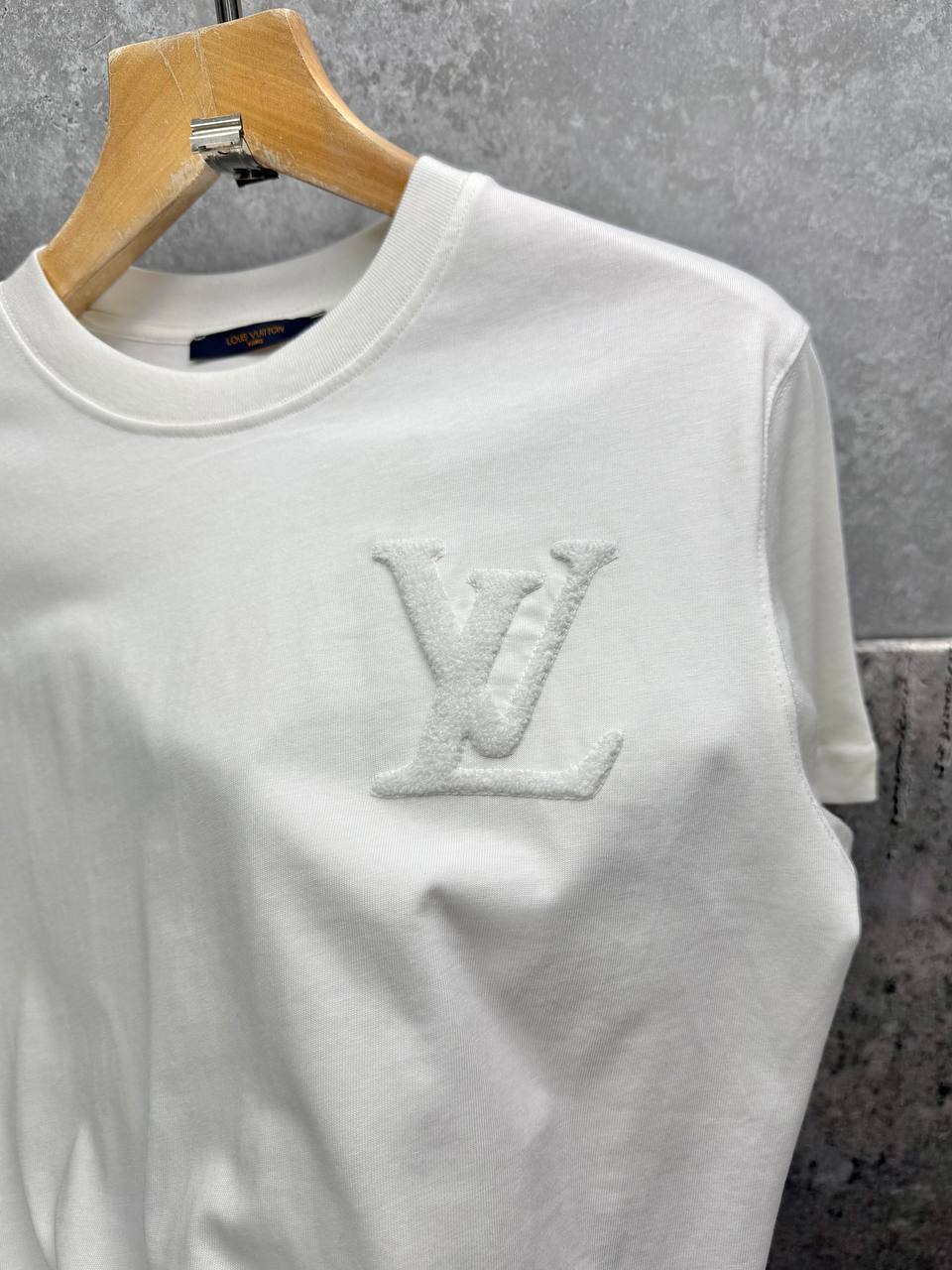 Louis Vuitton Embroidered Logo T Shirts in 2 Colors Mens Best Sale UK Reps AAA Quality