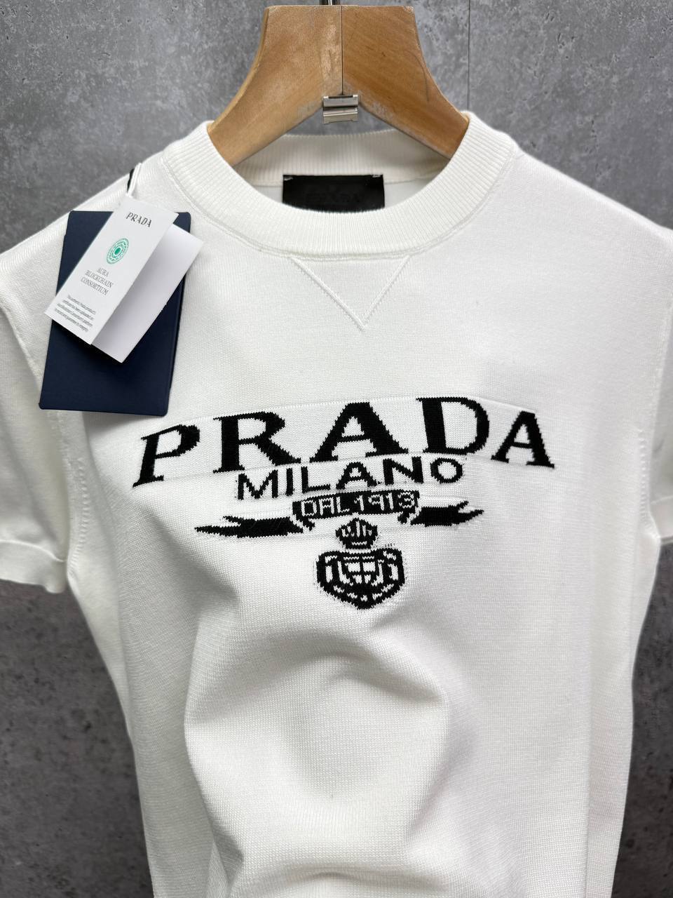 Prada Exclusive Triangular Logo Design Round Neck T-Shirts Mens in 2 Colors UK Reps AAA Quality