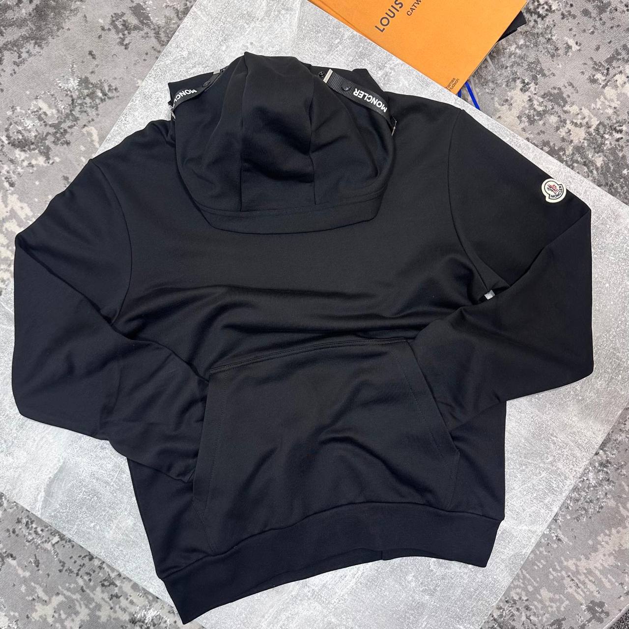 Moncler Cotton Long Sleeve Logo Mens Hoodies in 2 Colors UK Reps AAA Quality