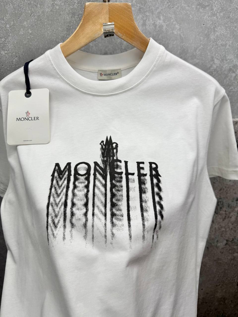 Moncler Faded Logo Cotton T-Shirts Mens in Multiple Colors UK Reps AAA Quality