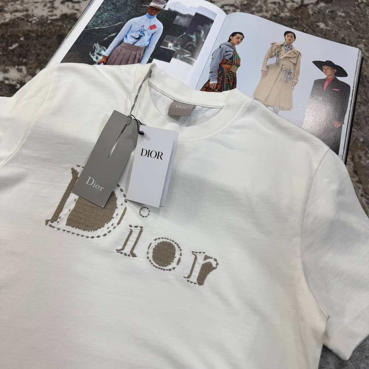 Dior Embroidered Logo T-shirt UK Reps Premium Quality