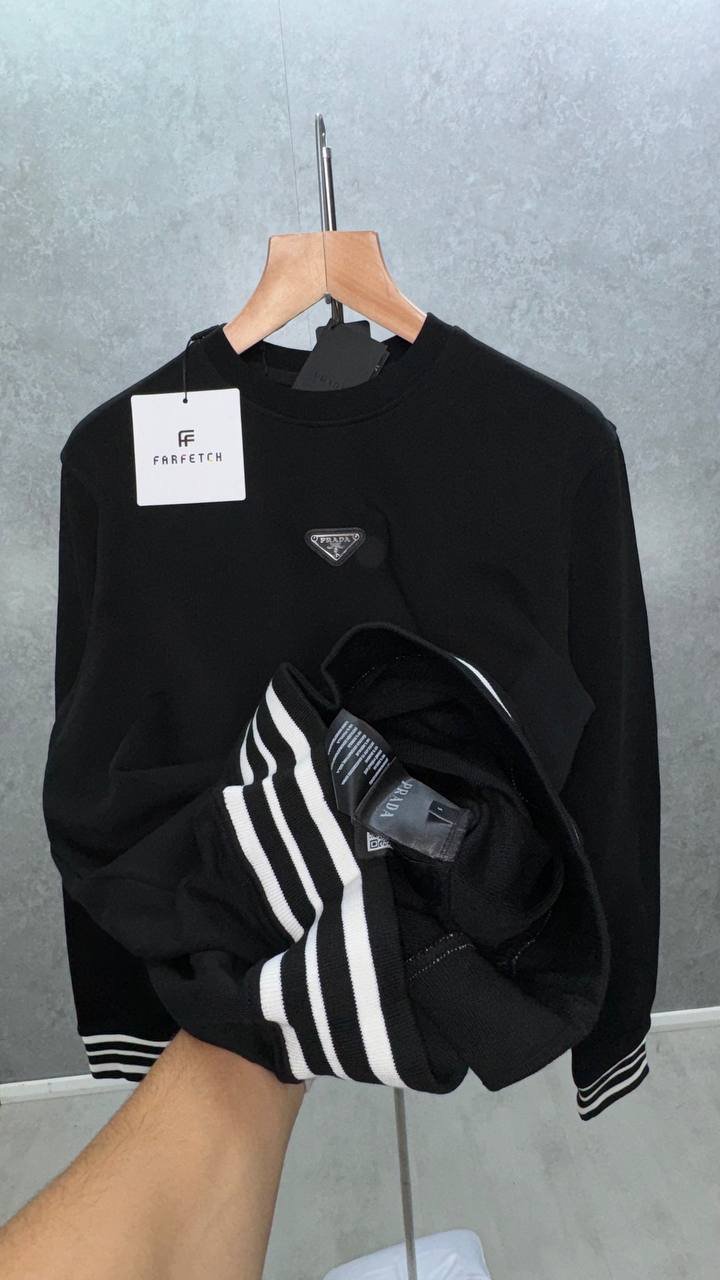 Prada Chest Logo Ribbed Crew Neck Long Sleeves Mens Jumpers in 2 Colors UK Reps AAA Quality