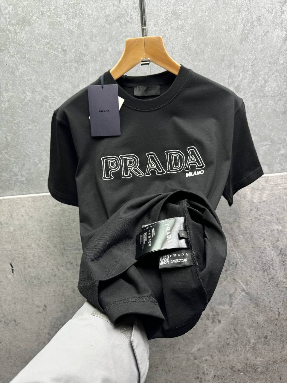 Prada Logo Printed Short-Sleeved T-Shirts Fashion Mens in 2 Colors Best Sale UK Reps AAA Quality