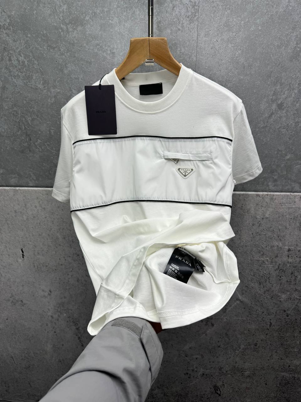 Prada Logo Pocket Zippered T-Shirts Mens in 2 Colors Best Sale UK Reps AAA Quality