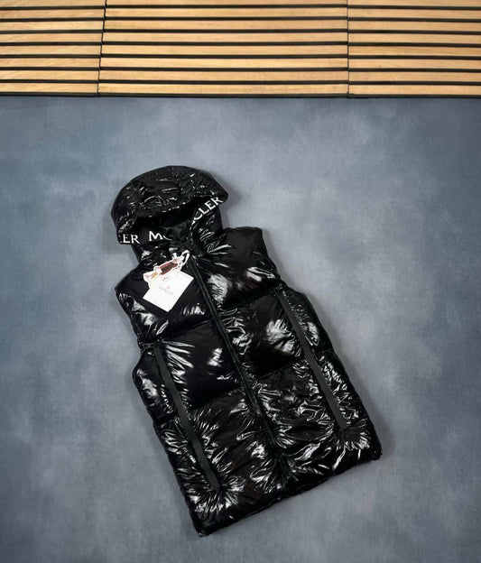 Moncler Puffer Vest Mens Designer Hooded Gilet in 2 Colors Best Sale UK Reps AAA Quality