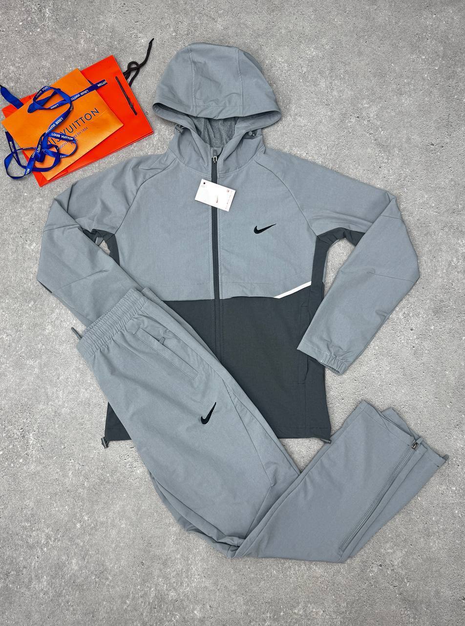 Nike UV Windrunner Logo Mens Tracksuit in 2 Colors Best Sale UK Reps AAA Quality