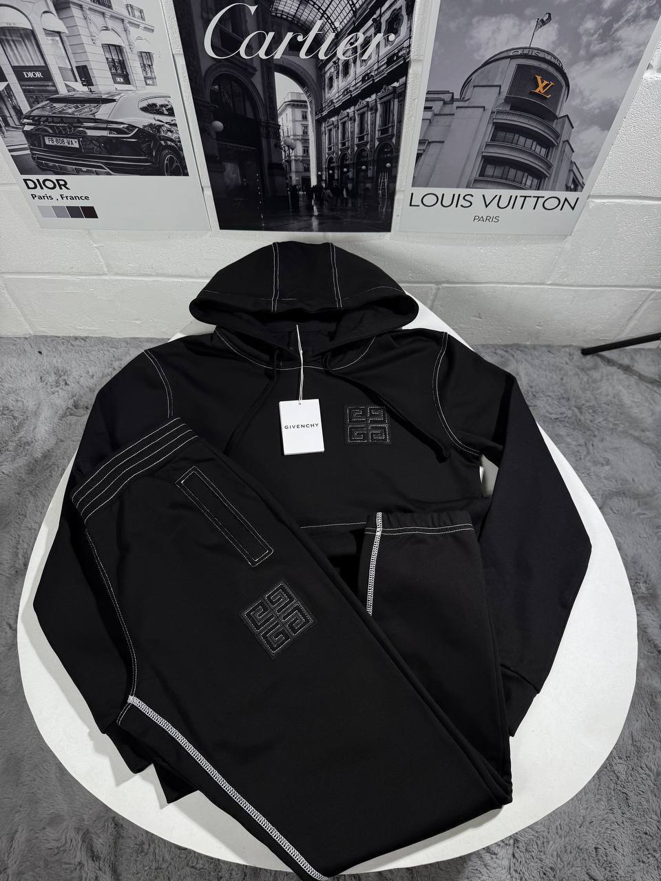 Givenchy 4G-Motif Boxy Fit with Pocket Base Tracksuit in Black Best Sale UK Reps AAA Quality
