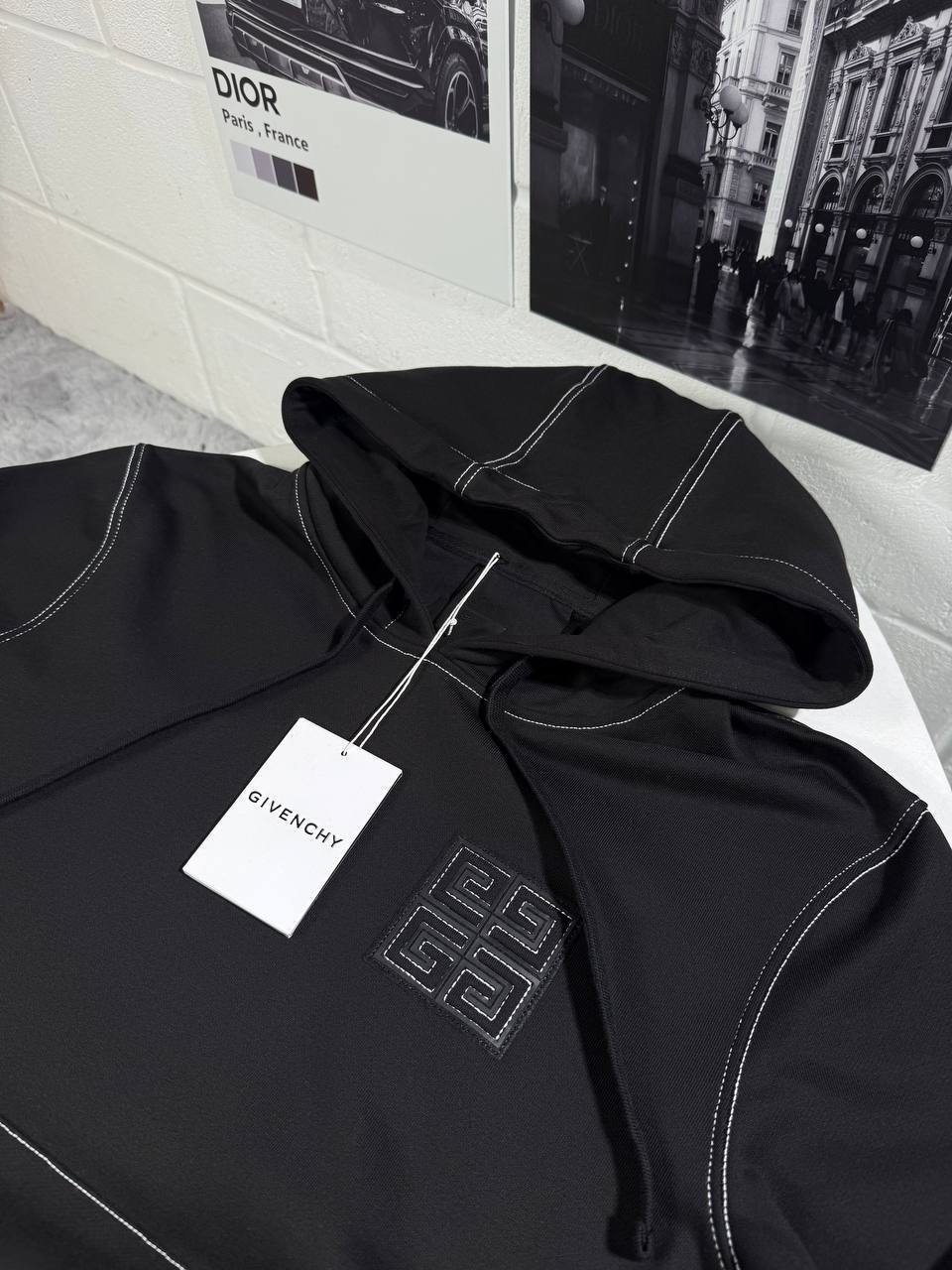 Givenchy 4G-Motif Boxy Fit with Pocket Base Tracksuit in Black Best Sale UK Reps AAA Quality