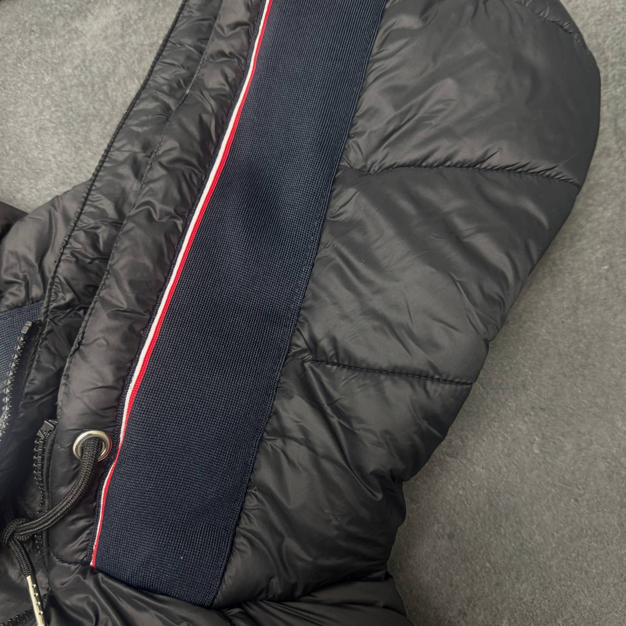 Moncler Montreuil Mens Down Vest Gilets in Multiple Colors UK Reps AAA Quality