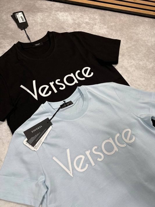 Versace Cotton Logo Embroidered Tribute Mens T-Shirts in 2 Colors UK Reps AAA Quality