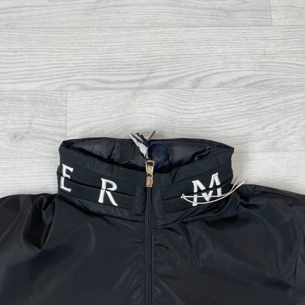 Moncler Beid Hooded Logo Jackets in 2 Colors Mens UK Reps AAA Quality