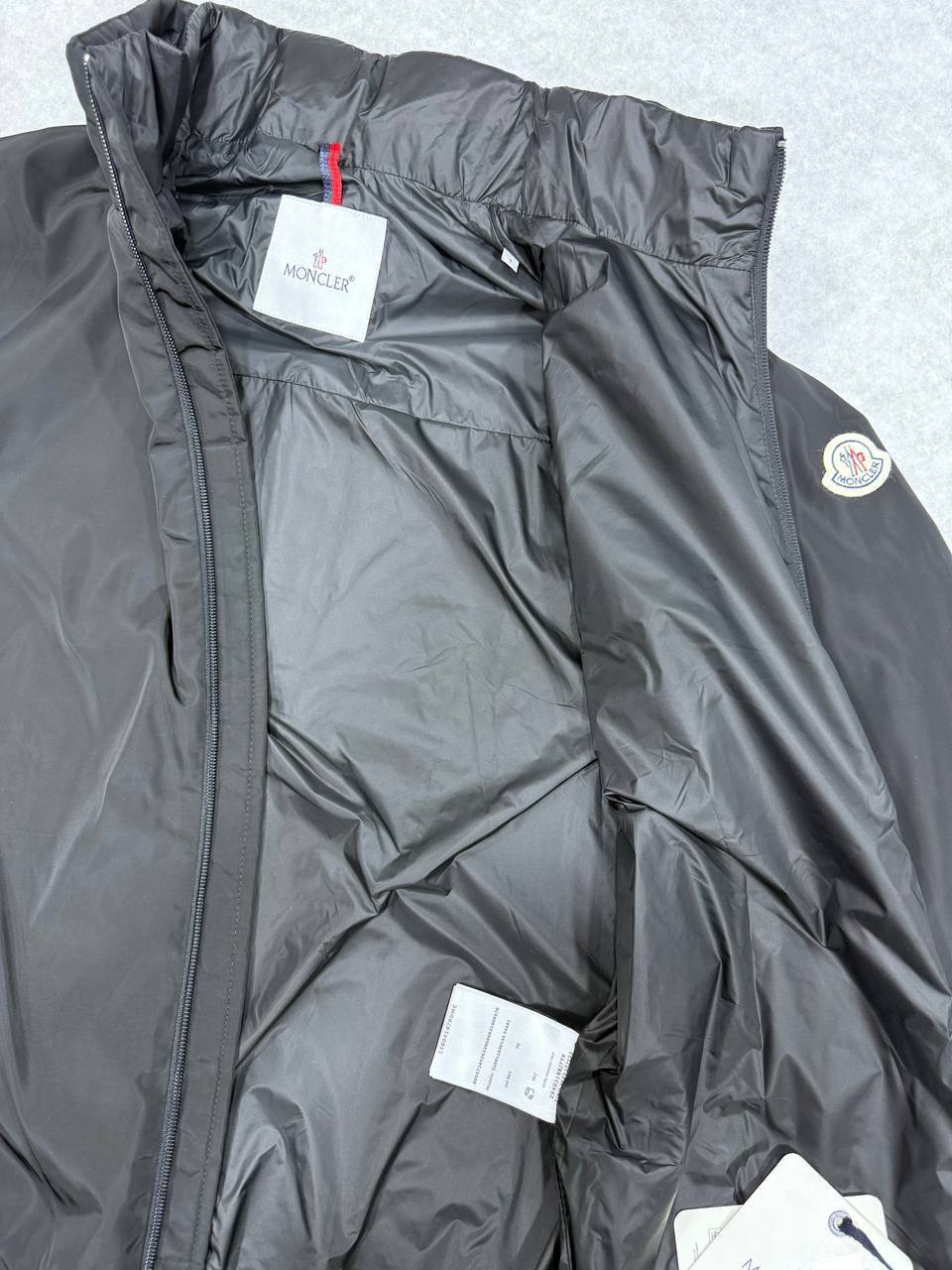 Moncler Beid Hooded Logo Jackets in 2 Colors Mens UK Reps AAA Quality