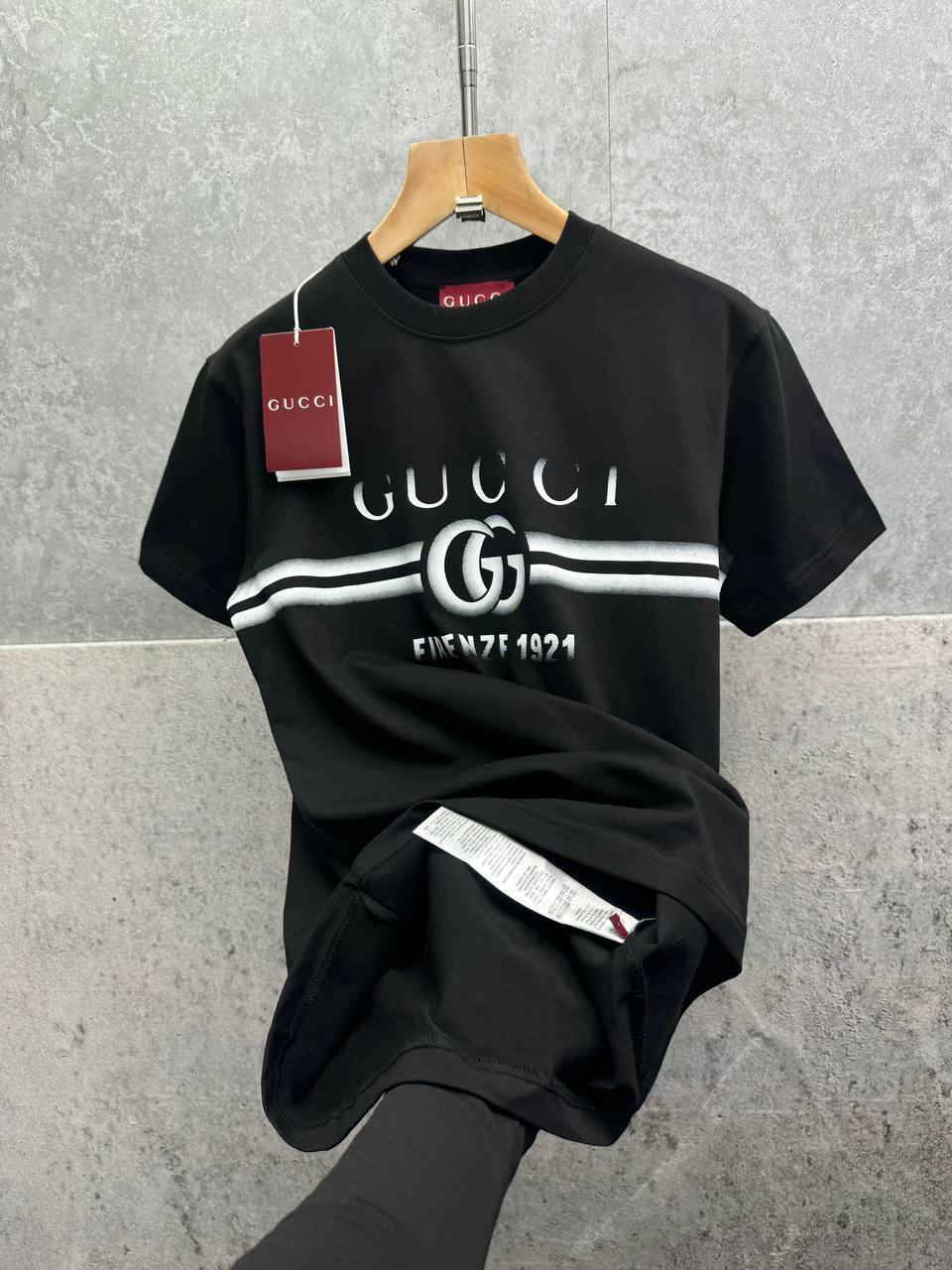 Gucci Interlocking Logo T-Shirt in Multiple Colors Mens UK Reps AAA Quality