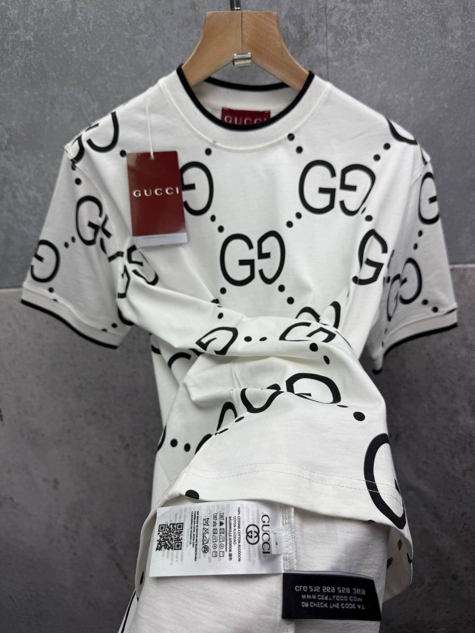 Gucci GG Dot Print Short Sleeve Crew Neck T-Shirts Men's in 2 Colors UK Reps AAA Quality
