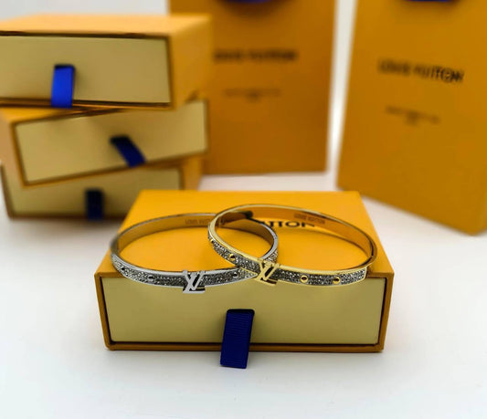 Louis Vuitton Sparkle Gleam Logo Womens Bracelets in 2 Colors UK Reps AAA Quality