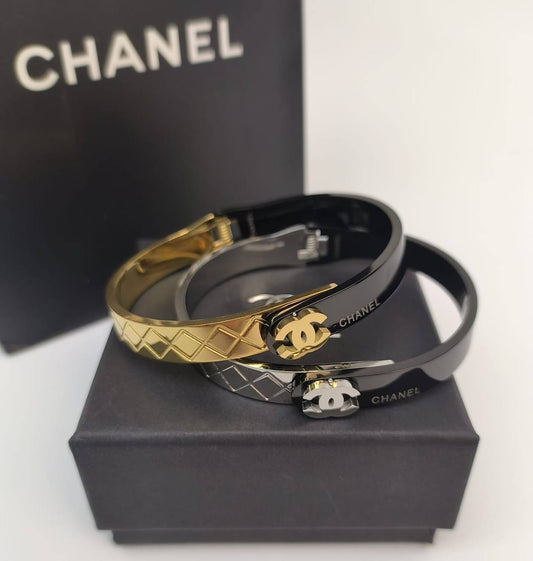 Chanel-Inspired Stylish Letter Accent Anti-Tarnish Womens Bracelets in 2 Colors UK Reps AAA Quality