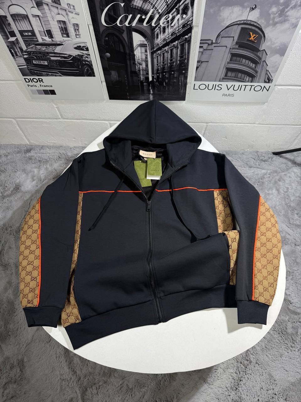 Gucci Black Logo-Panelled Zip Hoodie in Felted Cotton Mens in 2 Colors Best Sale UK Reps AAA Quality