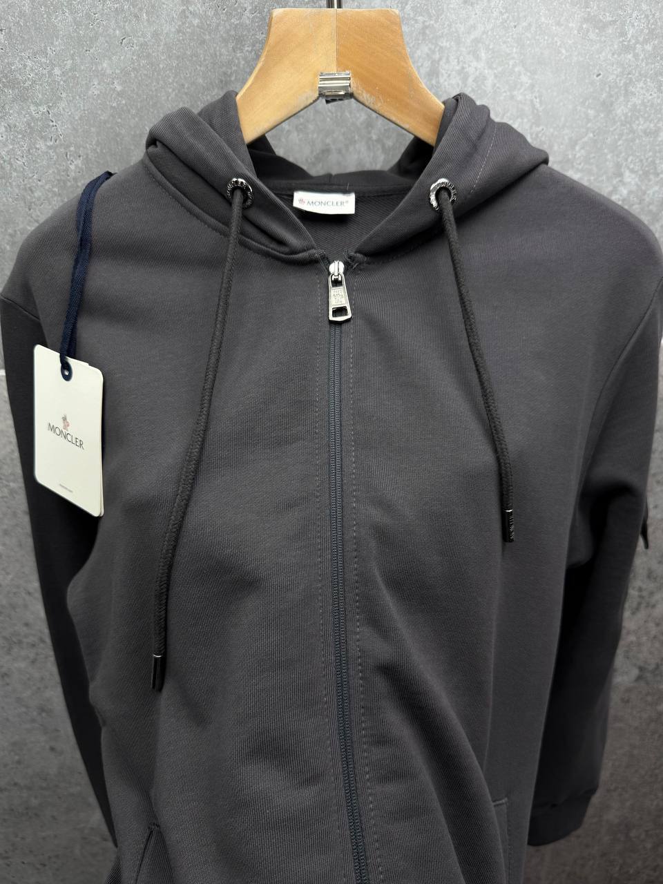 Moncler Sleeve Pocket Zip Crew Neck Hoodie Mens in Multiple Colors Best Sale UK Reps AAA Quality